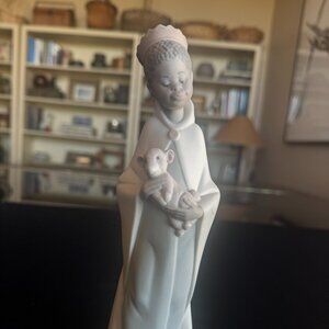 Lladro Children’s Nativity, Standing King w/Lamb, Bisque Porcelain - Vintage